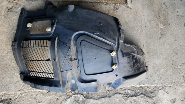 Підкрилок переднього крила, лівий передній 51717186727 BMW
