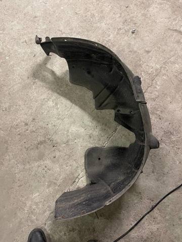Підкрилок заднього крила, лівий 51717346041 BMW