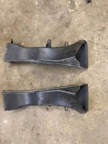 Повітропровід гальмівного диска, правий 51748057204 BMW