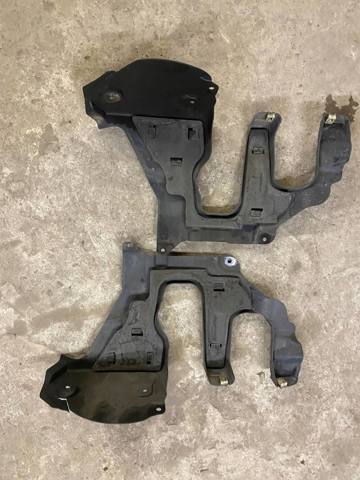 Захисний кожух кермового механізму 51757347021 BMW
