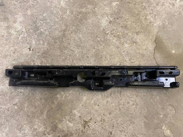 Опора порога (кріплення) 51777387343 BMW