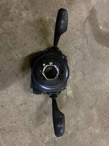 Перемикач підрульовий 61319351140 BMW