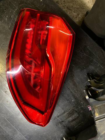 Фара задня права зовнішня 63217376470 BMW