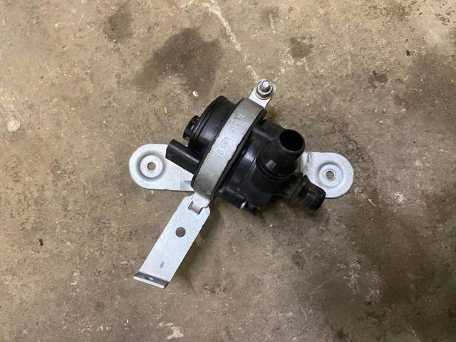 Водяний насос охолодження електро додатковий 64119147359 BMW