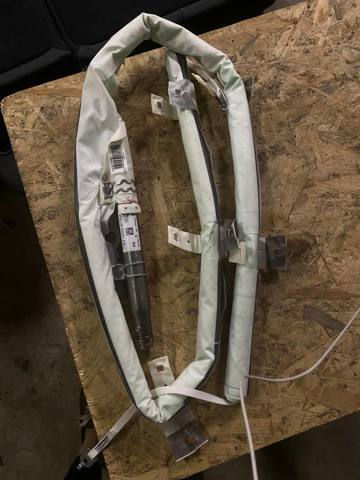 Подушка безпеки, збоку права айрбег 72127352604 BMW