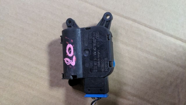 Двигун заслінки печі 1K0907511B VAG