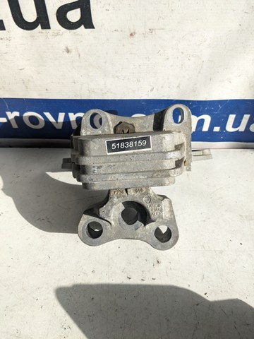 Права подушка двигуна 51838159 FIAT
