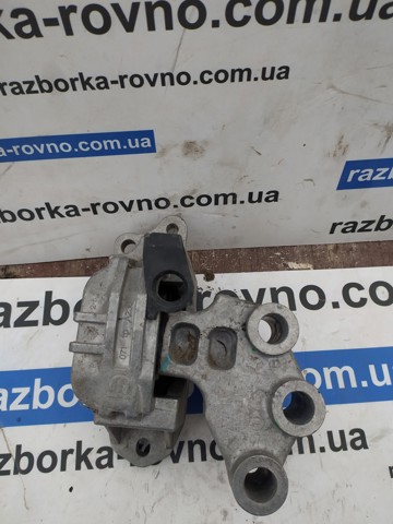 Права подушка двигуна 52066940 FIAT