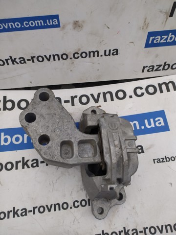 Права подушка двигуна 52097850 FIAT