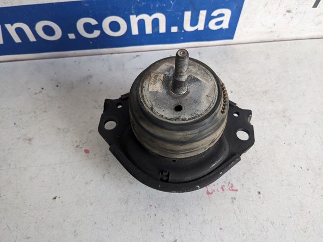 Підвіска двигуна (силового агрегату) 68252523AA CHRYSLER