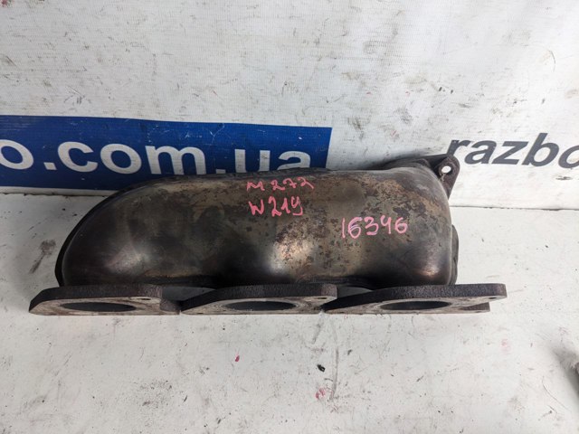 Колектор випускний, правий A2721400009 MERCEDES