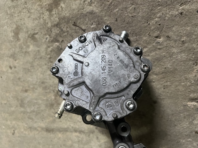 Тандемний насос 038145209M BOSCH