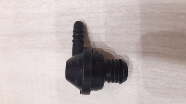 Клапан картерних газів 030103175B VAG