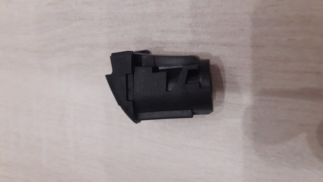 Накладка ручки дверей 8T0837167A VAG