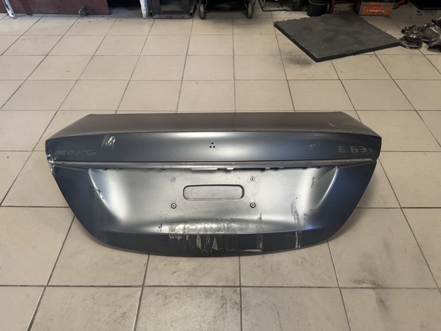 Кришка багажника кузова A2137503400 MERCEDES