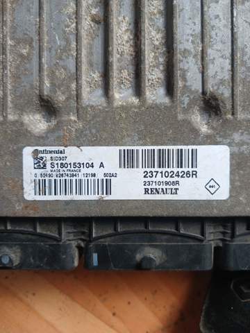 Мізки двигуна 237102426R RENAULT