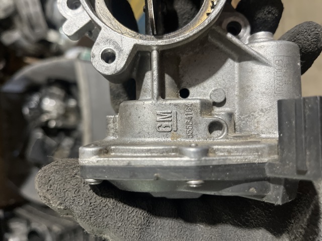 Блок дросельної заслінки 55564164 OPEL