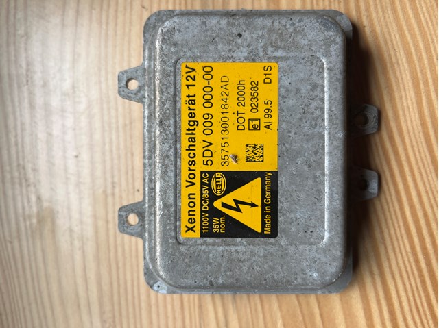 Ксенон, блок керування 5DV00900000 HELLA