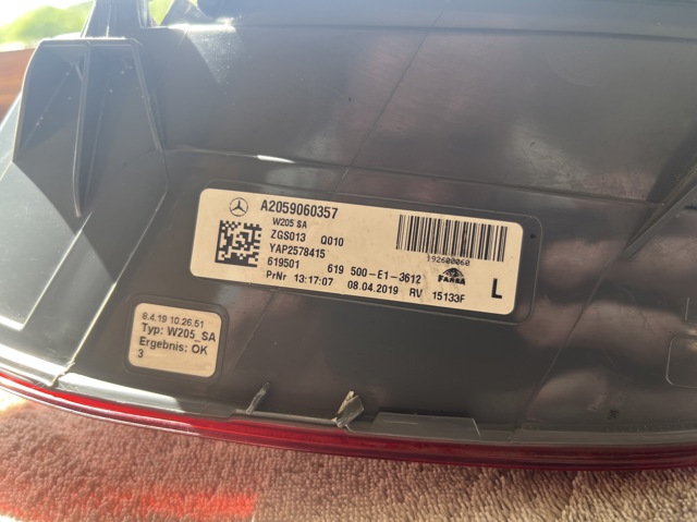 Ліхтар задній лівий A2059060357 MERCEDES