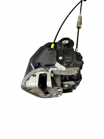 Замок дверей водія Тойота Рав 4 4