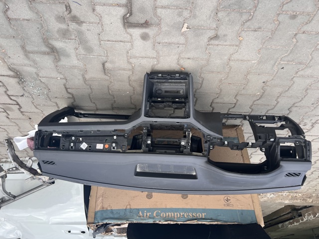 Панель приладів торпеди 3CM857003JDB VAG