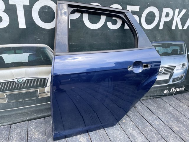 Двері задні 2172760 FORD