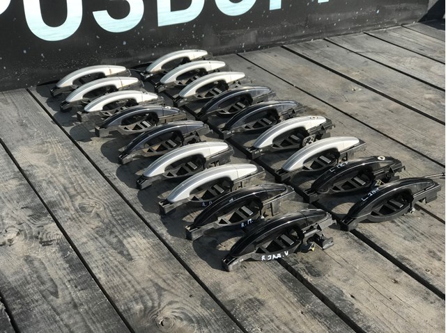 Ручка передньої двері зовнішня ліва 3M51R22404 FORD