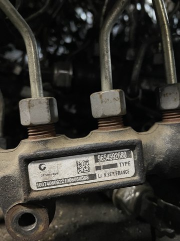 Манометри 9654592680 FORD