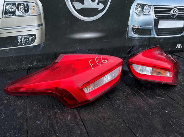 Ліхтар задній лівий F1EB13405CF FORD