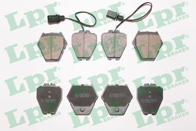Колодки гальмівні дискові комплект 05P1121 LPR