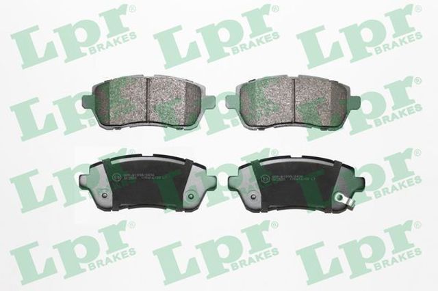 Колодки передні 05P1464 LPR