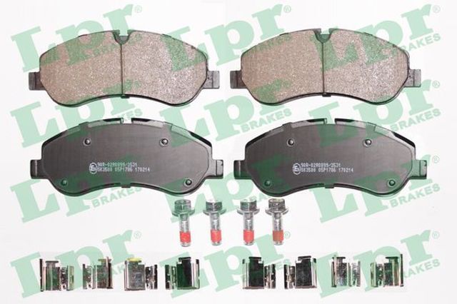 Передні гальмівні колодки 05P1786 LPR