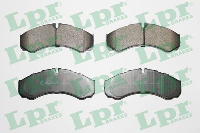 Комплект задніх колодок 05P684 LPR