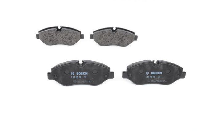 Передні гальмівні колодки 0986495098 BOSCH