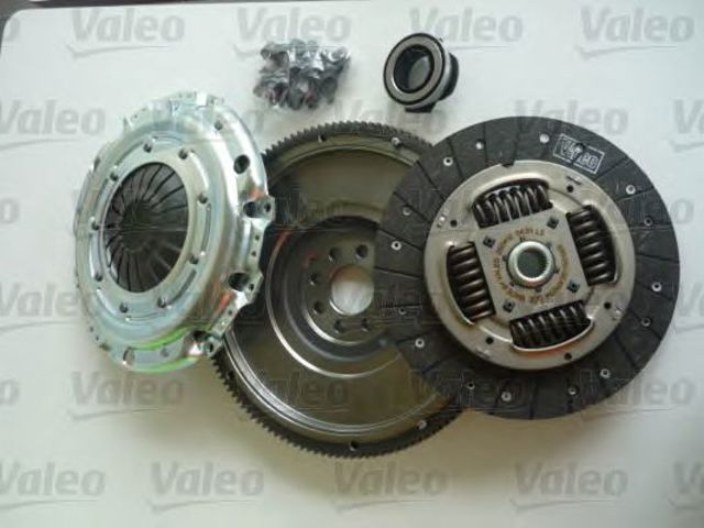 Комплект зчеплення (диск, корзина, підшипник) 835003 VALEO