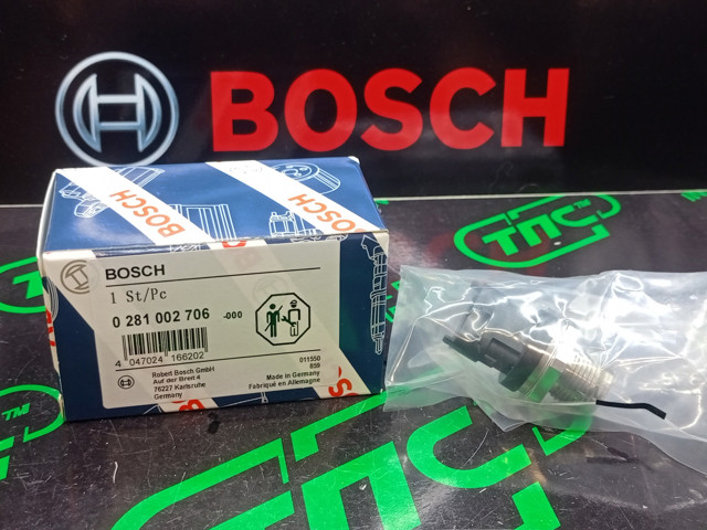 Датчик тиску палива 0281002706 BOSCH