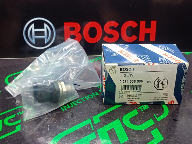 Датчик тиску палива 0281006086 BOSCH
