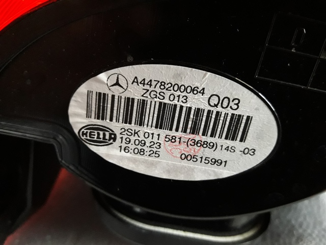 Задні ліхтарі A4478200164 MERCEDES