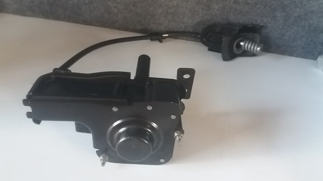 Кріплення запаски A6394000339 MERCEDES