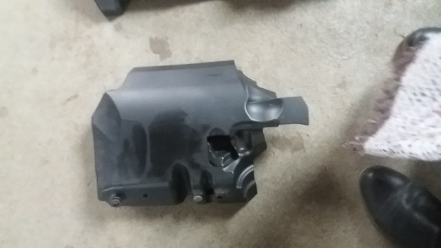 Кришка двигуна декоративна A6420107167 MERCEDES