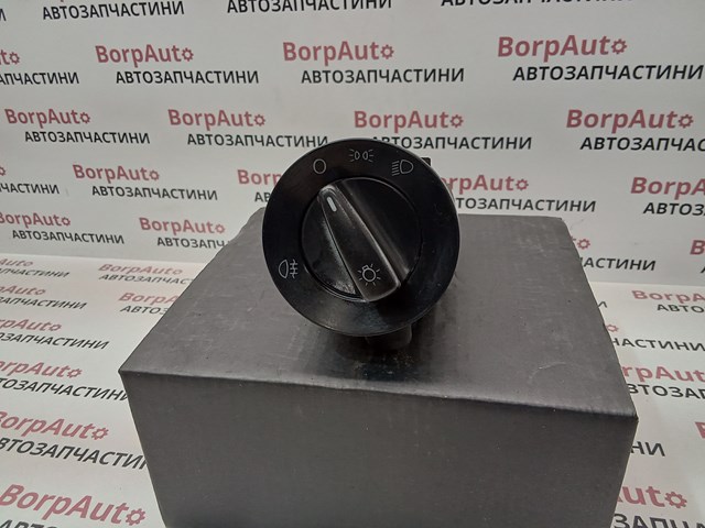 Перемикач світла фар, на "торпедо" 1C0941531 VAG