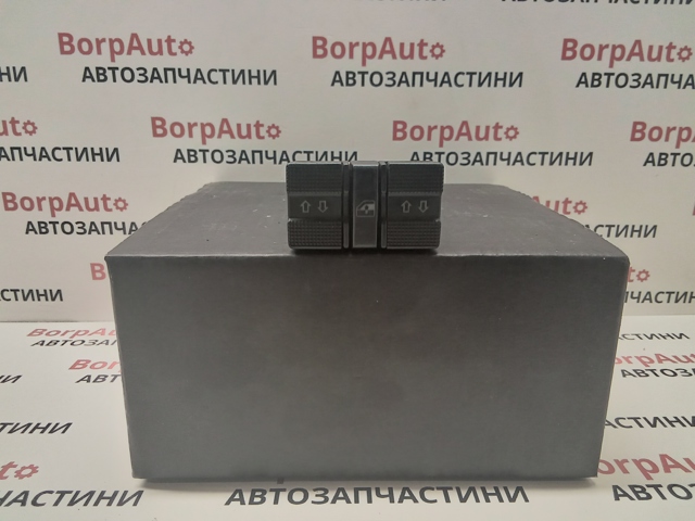 Кнопка вмикання двигуна склопідіймача центральної консолі 1H0959855A VAG
