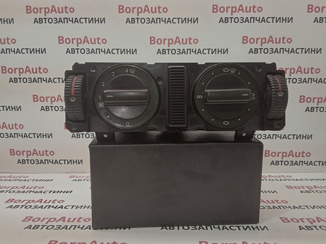 Блок управління пічкою 2028300985 MERCEDES