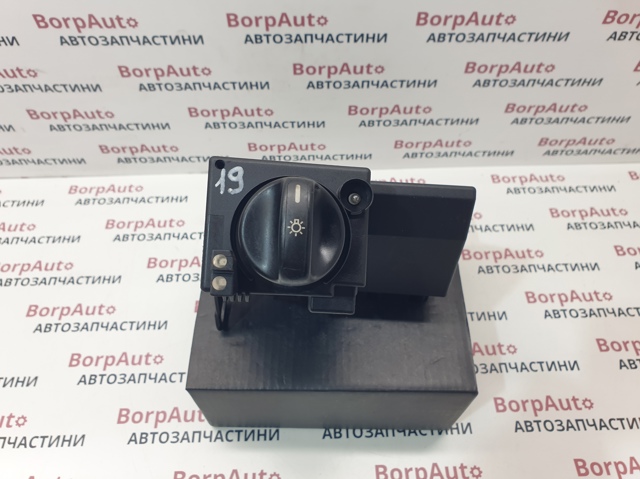 Перемикач світла фар, на "торпеді" 2105450104 MERCEDES