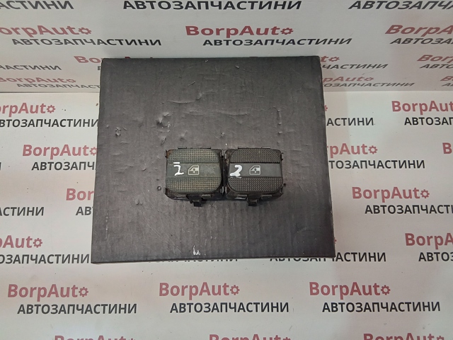 Кнопка вмикання двигуна склопідіймача передня права 3A0959855B VAG