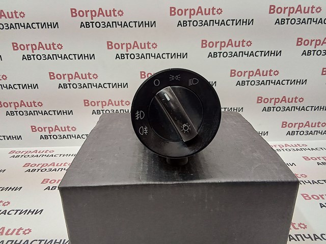 Перемикач світла фар, на "торпедо" 6Q0941531C VAG