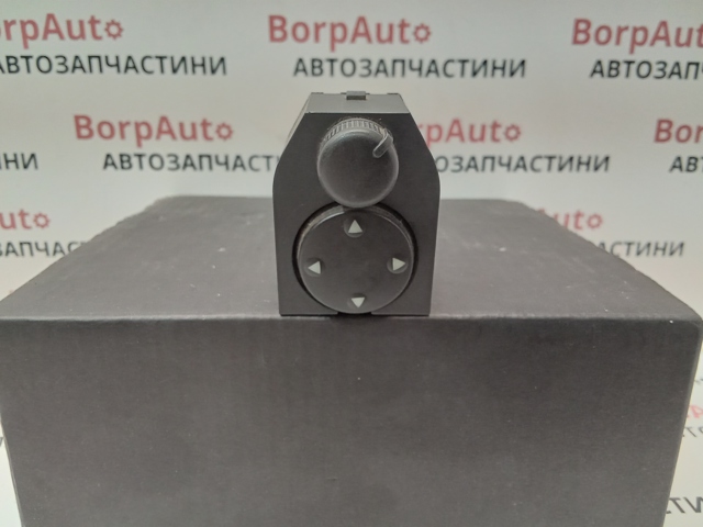Регулятор дзеркал 8D0959565 VAG