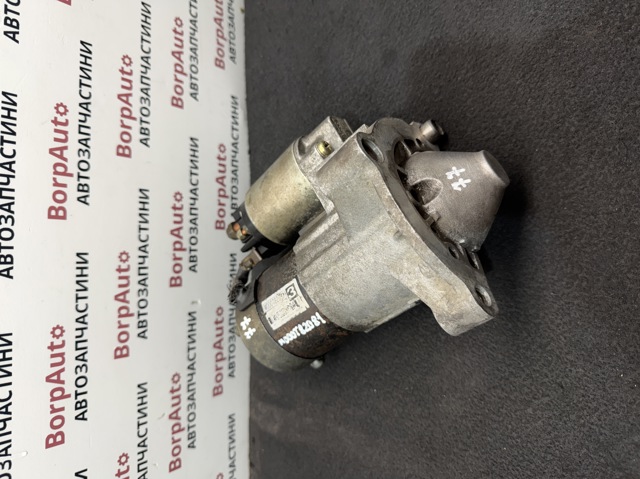 Стартер двигуна M000T82081 MITSUBISHI