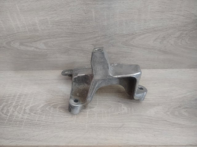 Кріплення подушки коробки передач 112530006R RENAULT