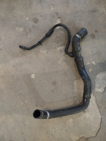 Патрубок системи охолодження 215017612R RENAULT